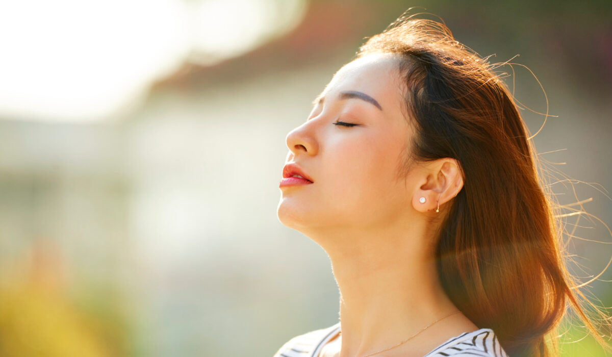 Simple Breathing Techniques to Calm Anxiety Quickly